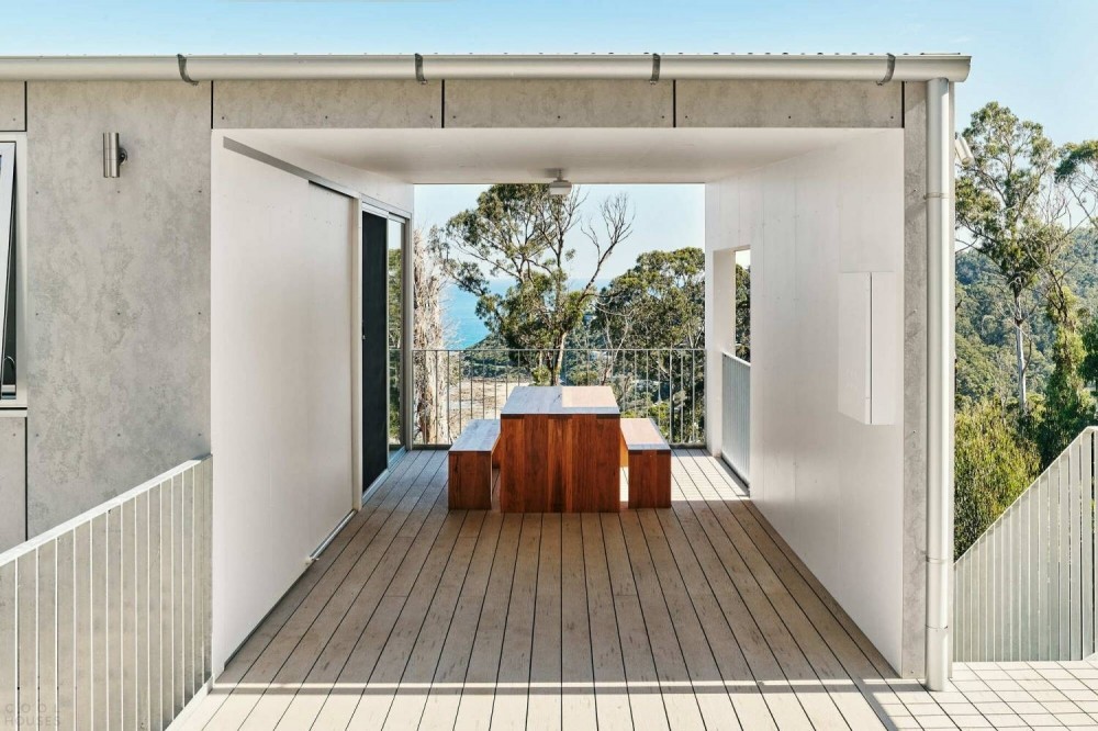 Семейный дом с современной интерпретацией пляжных хижин австралийского побережья