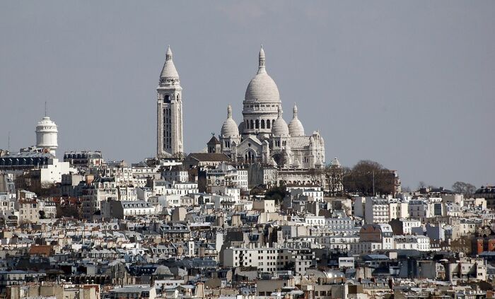 Домик в богемном районе Парижа площадью 20 «квадратов», где можно пожить и не разориться