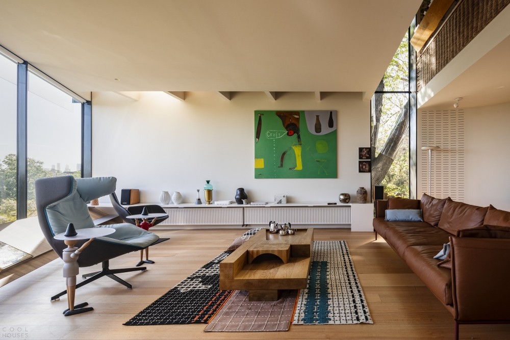 Дом с эклектичным интерьером и креативными дизайнерскими решениями