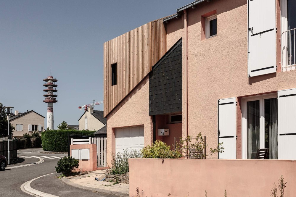 Расширение старого дома LRVO во Франции