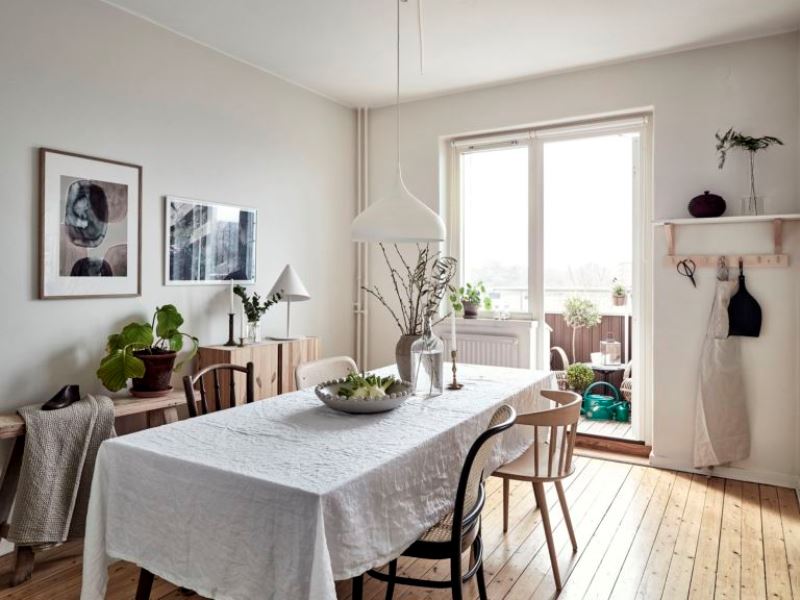 Небольшая квартира 40 квадратных метров в Швеции в белых и серых тонах