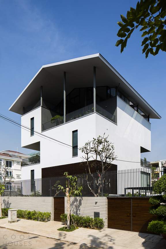 «Плавучий дом» с элегантной воздушной архитектурой, Вьетнам