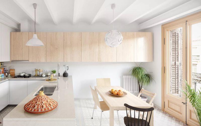 Балки на потолке в интерьере квартиры: фото, дизайн, идеи